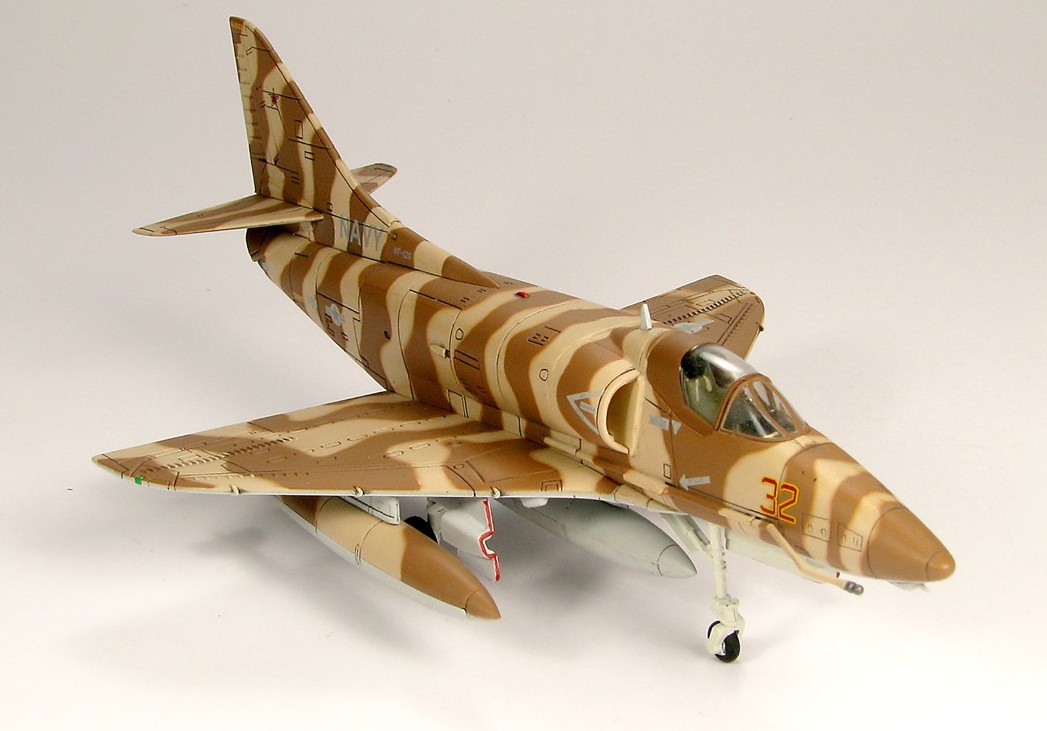 ホビーマスター 1/72 ダグラス A-4E スカイホーク HA1406